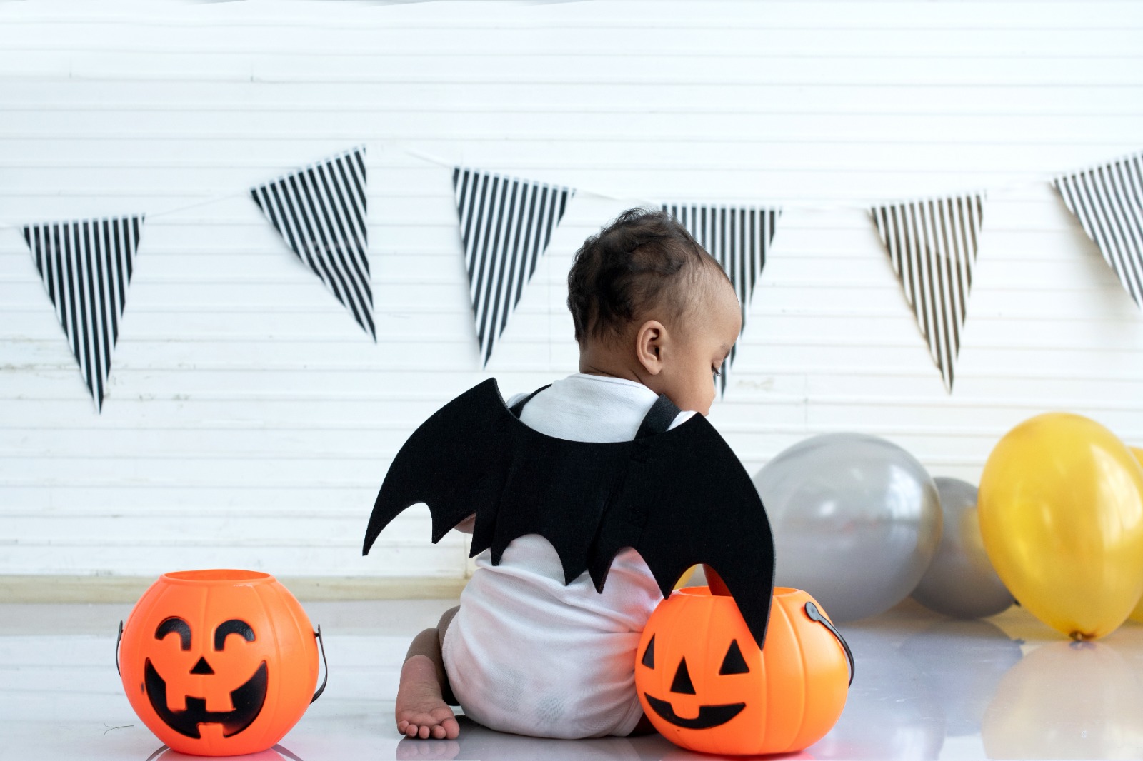 immagine di halloween con bimbo